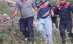 Diyarbakır’da çalılıklarda mahsur kalan 2 çocuk kurtarıldı