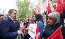 Milli Eğitim Bakanı Yusuf Tekin, anneleri ziyaret etti
