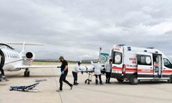 Umre’de rahatsızlanan vatandaş ambulans uçakla getirildi