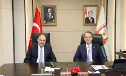 Yeniden Refah Partisi lideri Erbakan’dan başkan Gülpınar’a ziyaret