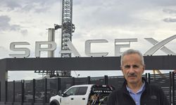 Spacex’in Teksas’taki Üretim ve Fırlatma Tesisi’ni inceledi