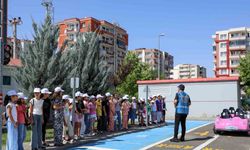 Diyarbakır’da öğrencilere trafik eğitimi