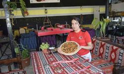 Milli bilek güreşçisi yöresel malzemelerle "Pirano" pizza