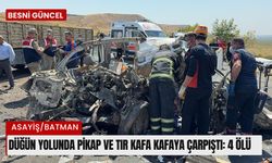 Düğün yolunda pikap ve tır kafa kafaya çarpıştı: 4 ölü