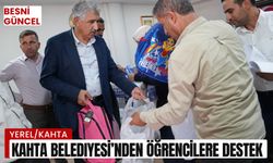 Kahta Belediyesi’nden öğrencilere destek