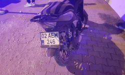 Adıyaman Saat Kulesi önünde motosiklet kazası: 1 yaralı