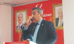 Demir:"Depremin Yaraları Hâlâ Sarılmayı Bekliyor"