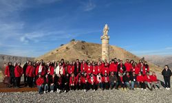 80 üniversiteli genç Adıyaman’ı gezdi