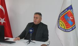 Depremle sarsılan şoför esnafı ayağa kalkmaya çalışıyor'