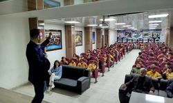 Türkçe'nin Önemi Adıyaman'da Öğrencilere Anlatıldı