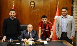 Gaziantep FK, Muhammed Gümüşkaya'yı renklerine bağladı