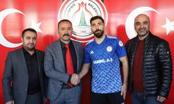 Karaköprü Belediyespor, Burak Çolak'ı transfer etti