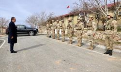 Siirt Valisi Kızılkaya, Jandarma Komutanlığını ziyaret etti