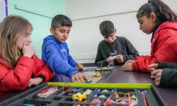 Silvan'lı öğrencilere robotik kodlama eğitimi veriliyor
