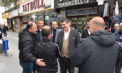 AK Parti Batman Milletvekili Nasıroğlu esnaf ve vatandaşlarla görüştü