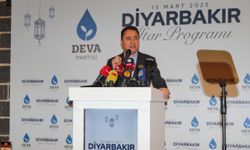 DEVA Partisi Genel Başkanı Ali Babacan, Diyarbakır'da iftar programına katıldı