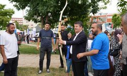 Başkan Tutdere, ADYÜ Bahar Şenliği açılışında
