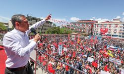 CHP Van Mitingi: ‘Milletin Kalesi Van’da Demokrasi ve Barış Mesajı’ 