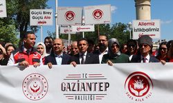 Gaziantep'te Aile Yılı kapsamında kortej yürüyüşü gerçekleştirildi