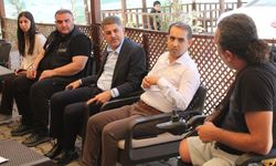 İshak Şan, depremzede vatandaşlarla buluştu
