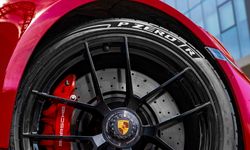 Pirelli hibrit motorlu yeni Porsche 911 GTS için özel lastik geliştirdi