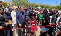 Siirt Valisi Kızılkaya Eruh ilçesinde çeşitli temaslarda bulundu