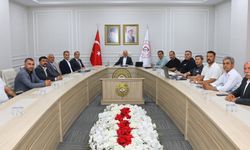 Vali Osman Varol, Köy Muhtarlarıyla Görüştü