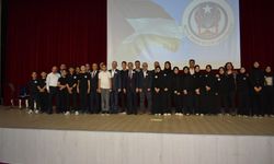 Besnili öğrencilerinden Kudüs Şiir Dinletisi