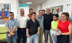 Adıyaman'da özel gereksinimli öğrencilere karne sürprizi