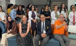 Rotary'den Öğrencilere 15 akıllı tahta ve teknolojik donanım
