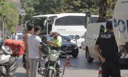 Bakan Yerlikaya: 1 haftada 3 milyon 647 bin araç denetlendi, 403 bin sürücüye işlem yapıldı 