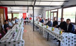 Vali Zorluoğlu, Kızılay bağışçı ve yöneticileriyle buluştu