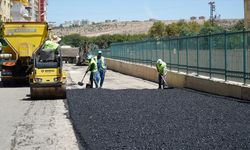 Haliliye'de yol yenileme çalışmaları sürüyor