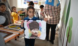 Kurtalan'da öğrenciler geri dönüşümle kağıt yapıyor