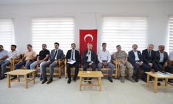 Vali Akkoyun Dargeçit'te ziyaretlerde bulundu