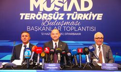 Başkan Özdemir, "örgütsüz Türkiye programında konuştu
