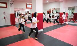 Oğluna böbreğini veren kadın sporcu, kick boksta ikinci oldu