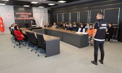 Sağlık Müdürlüğü, anneleri ‘Narko Anne’ projesiyle bilgilendirdi.