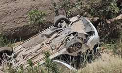 Şırnak'ta şarampole devrilen otomobildeki 1 kişi öldü, 3 kişi yaralandı