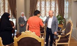 Vali  Varol, vatandaşların taleplerini dinliyor