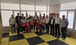 Besni Eğitim Vakfı’ndan Fuat Akbaş Spor Kulübüne Tebrik Ziyareti