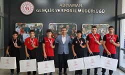 Adıyamanlı güreşçilerden Türkiye dereceleri