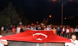 Besni 15 Temmuz'da Tek Yürek: Demokrasi Nöbeti Tutuldu
