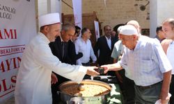 ''3 asırlık Cami'' restorasyon sonrası ibadete açıldı!