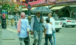 Diyarbakır'da kavurucu sıcak hayatı olumsuz etkiliyor