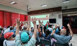 İşitme engelli bireylere yangın söndürme eğitimi verildi