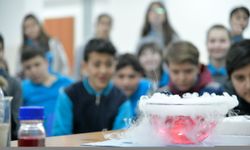 Tüpraş'tan yaz tatili için fen deneyleri videoları