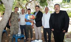 Kaymakam Ülkü’den gazdan etkilenen askere ziyaret
