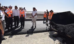 Vali Canalp, yapımı süren kara yolunda incelemelerde bulundu