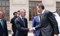 Bakan Bayraktar Kilis’te Ziyaretlerde Bulundu